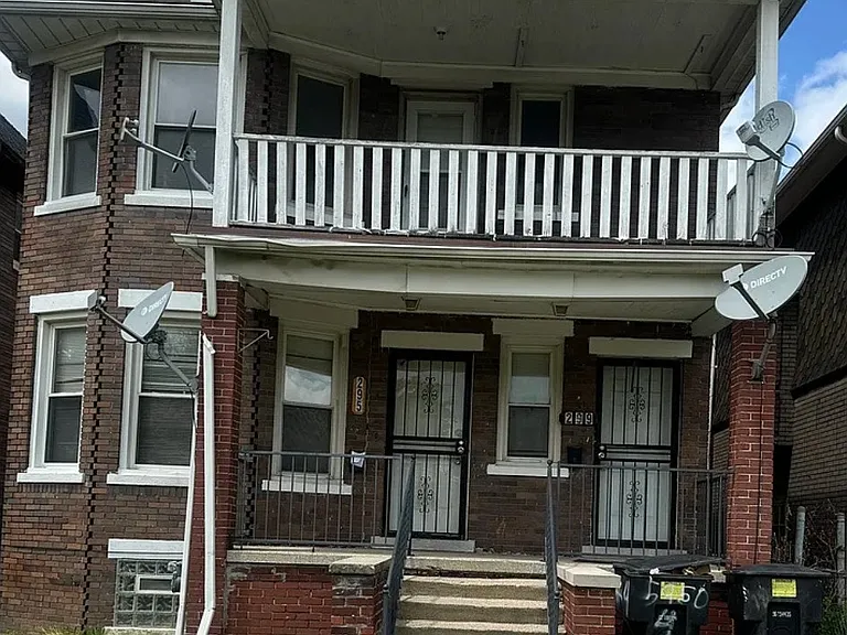 295 Marston St #295 — Photo 1