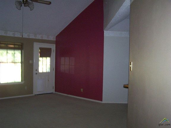 3rd image of 18105 Adele Ln