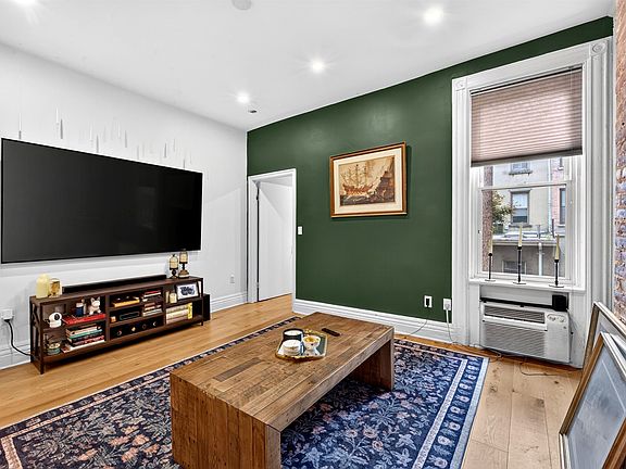 4th image of 1214 Washington St APT 2