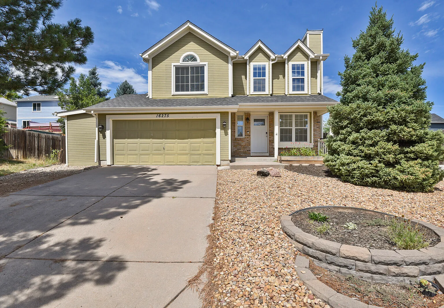 4 bed, 1852 sqft, $3,200 — Photo 1