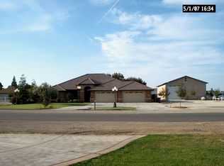 7216 Lindsay Rd, Bakersfield, CA 93313