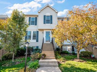 45373 Gable Sq, Sterling, VA 20164