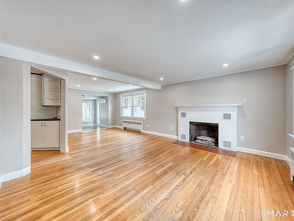 5th image of 11 Charter Road