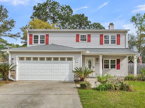 206 Aztec Ct, Summerville, SC 29483