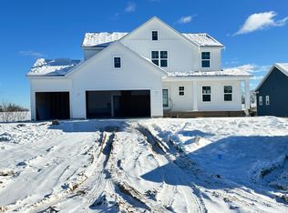 8316 Bauerridge Ave, Jenison, MI 49428