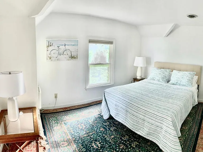 4674 Lake Dr — Photo 15