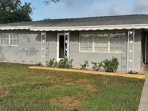 3rd image of 4884 Southland Dr