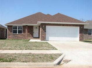 3413 Juniper Ave, Springfield, MO 65804