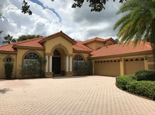 10530 Garda Dr, New Port Richey, FL 34655