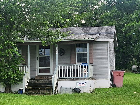 3rd image of County Road 3133
