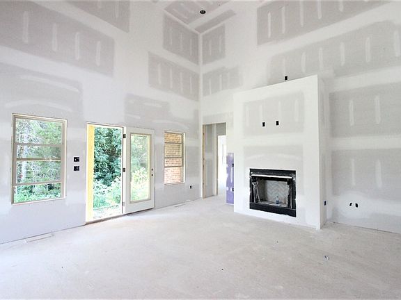 2nd image of 8 Tirzah St #8
