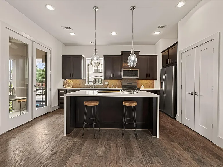 1604 Ovid St #B — Photo 17