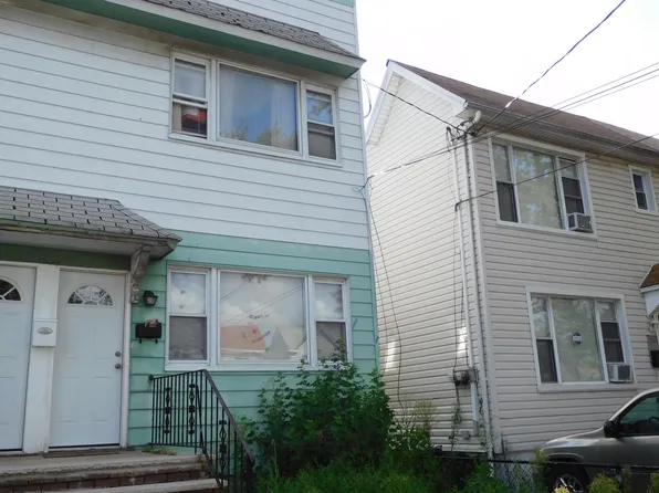 1392 E 98th St, Brooklyn, NY 11236