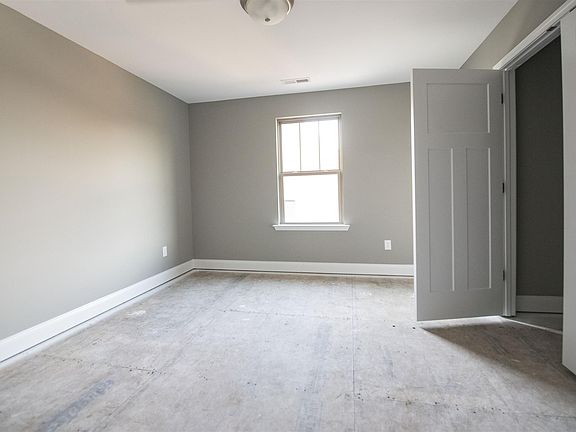 3rd image of 1530 Northside Dr