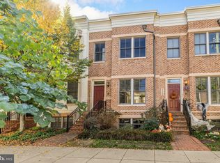 4458 Macarthur Blvd NW, Washington, DC 20007