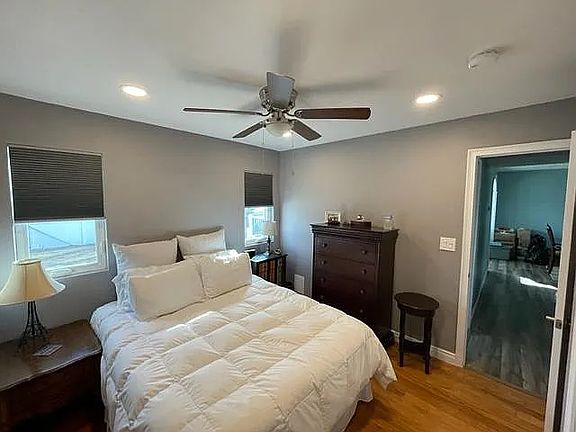 4th image of 232 Lawson St