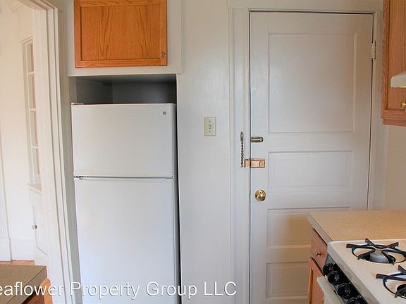 4th image of 101 Medway St APT 3