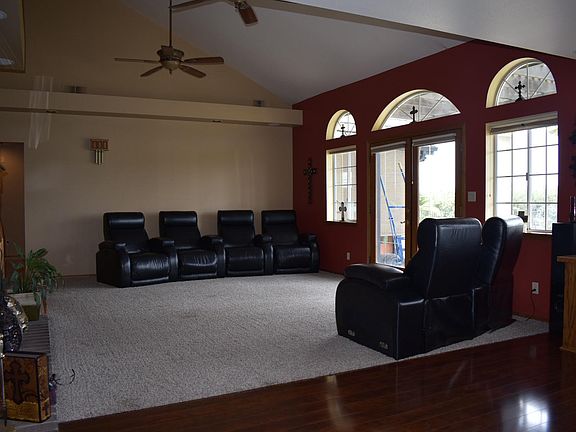 2nd image of 10194 Avenue 320
