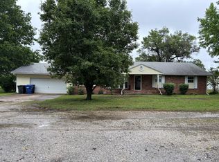 1711 Schmidt Dr, Webb City, MO 64870
