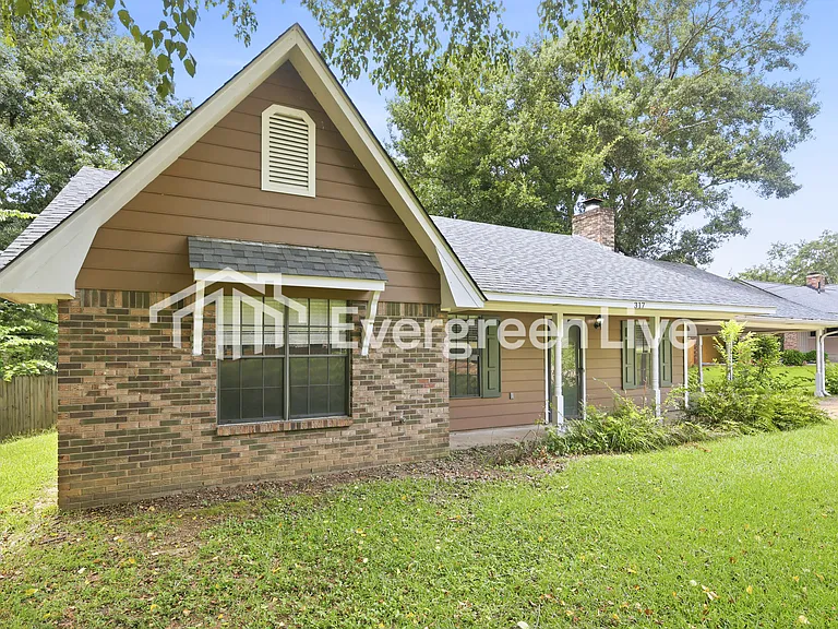 317 S Pear Orchard Rd — Photo 2
