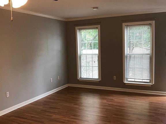 4th image of 415 Marquis Ave Suite 114