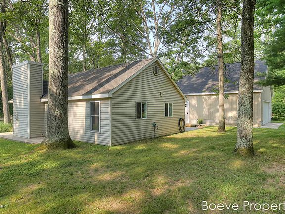 3rd image of 2433 W Wolf Lake Blvd