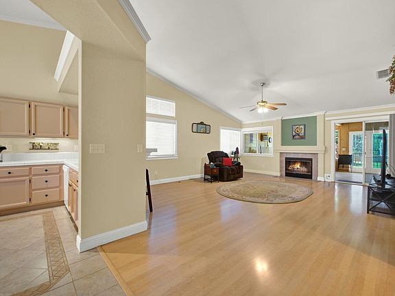 4th image of 1795 Mistler Street