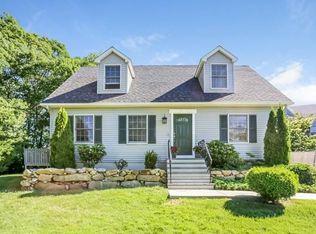 15 Blacksmith Dr, Dartmouth, MA 02747