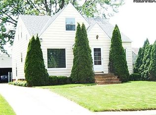 8323 Manorford Dr, Parma, OH