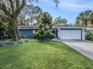 10322 N 53rd St, Temple Terrace, FL 33617