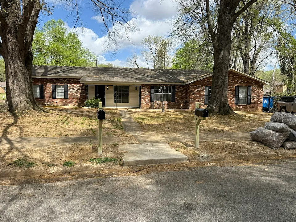 4350 Ann Arbor Ln