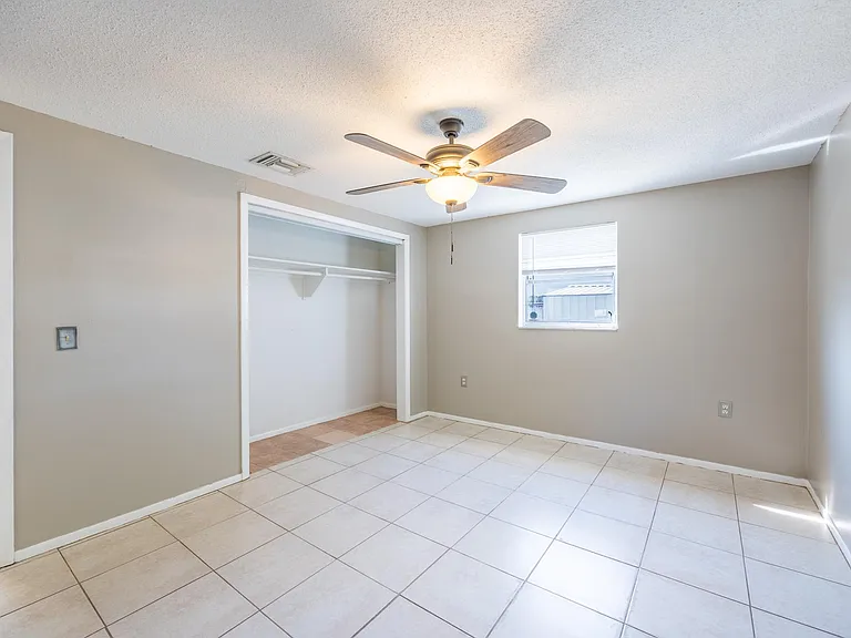 16 Lake Shore Dr — Photo 11