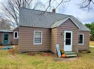 5235 Weber Rd, Whitehall, MI 49461