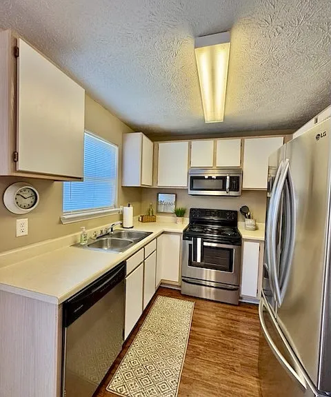 128 Waterview Dr #128 — Photo 9