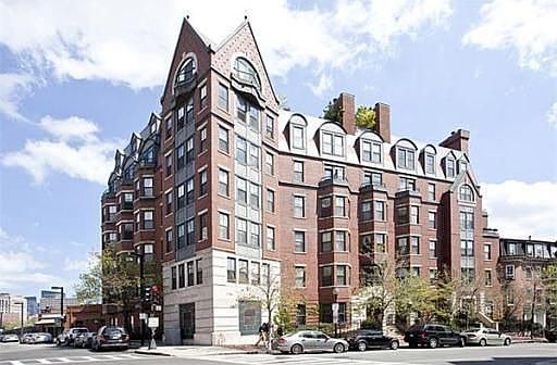 2nd image of 75 Clarendon St #2