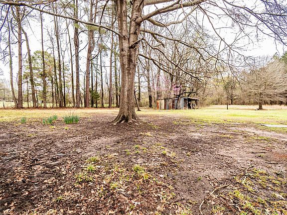 4th image of 438 Midway Rte