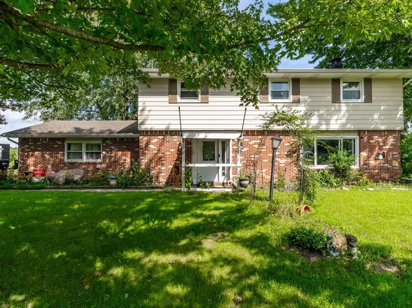 910 Georgian Dr, New Haven, IN 46774