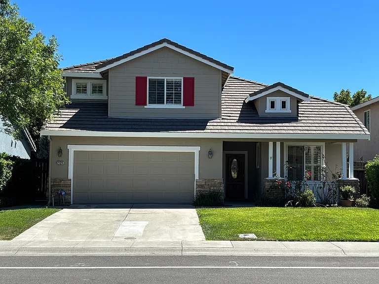2124 Rockwell Dr — Photo 8