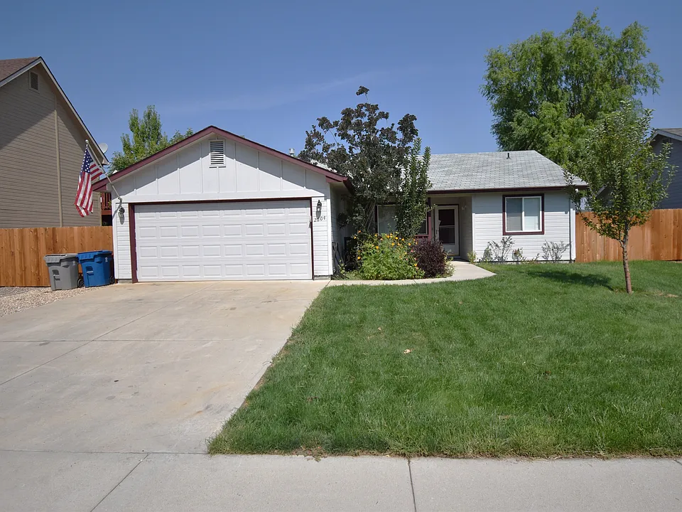 2604 Pebble Way