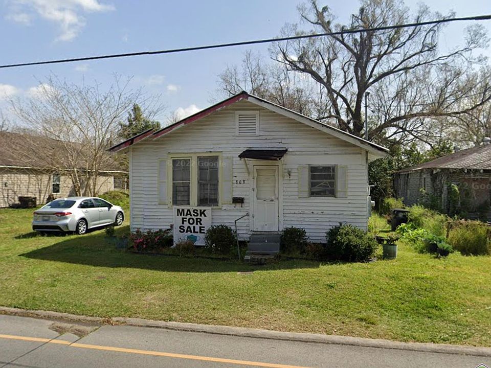 1st image of 808 N Acadian Thwy E