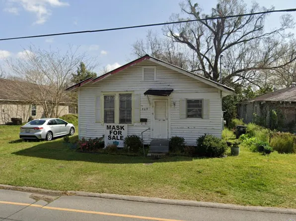 808 N Acadian Thwy E, Baton Rouge, LA 70802