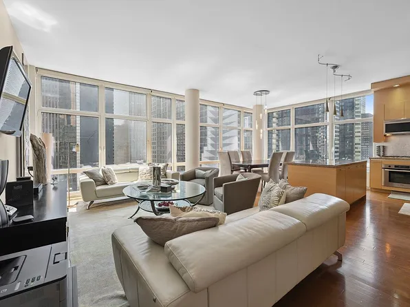 1600 Broadway APT Ph2d, New York, NY 10019