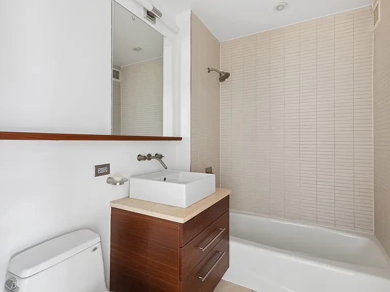 225 W 60th St #18E — Photo 9