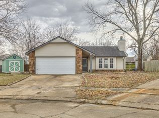 14527 S Maple Pl, Glenpool, OK 74033