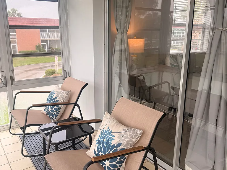 75 Royal Oak Ct #201 — Photo 19