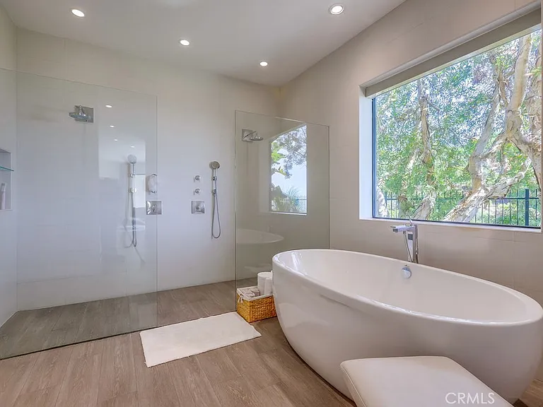 1725 Del Mar Ave — Photo 23