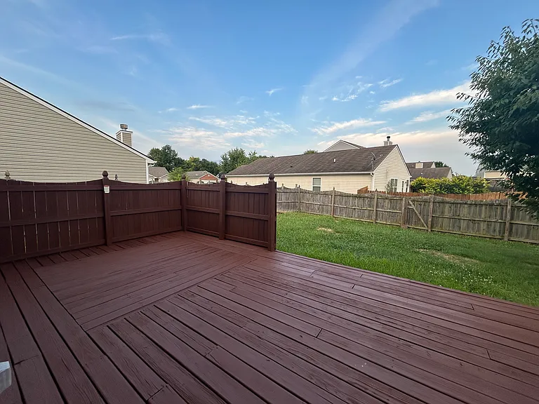 5221 Bombay Dr — Photo 36