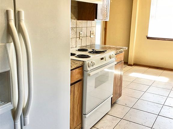 5th image of 6406 SW Atterbury Dr