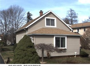 47 E New St, Bristol, CT 06010