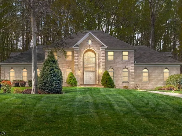 22 Quail Run, Warren Twp., NJ 07059